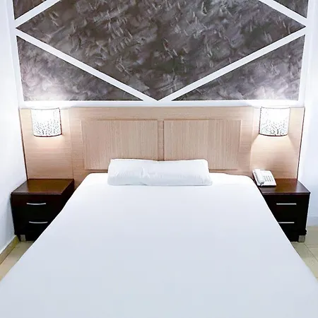 Primavera Hotell